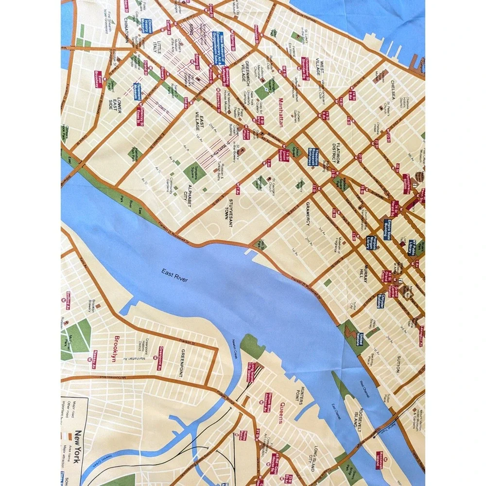 TASARAM Scarf Women Silk NYC Map Manhattan Brooklyn Travel Souvenir Urban City